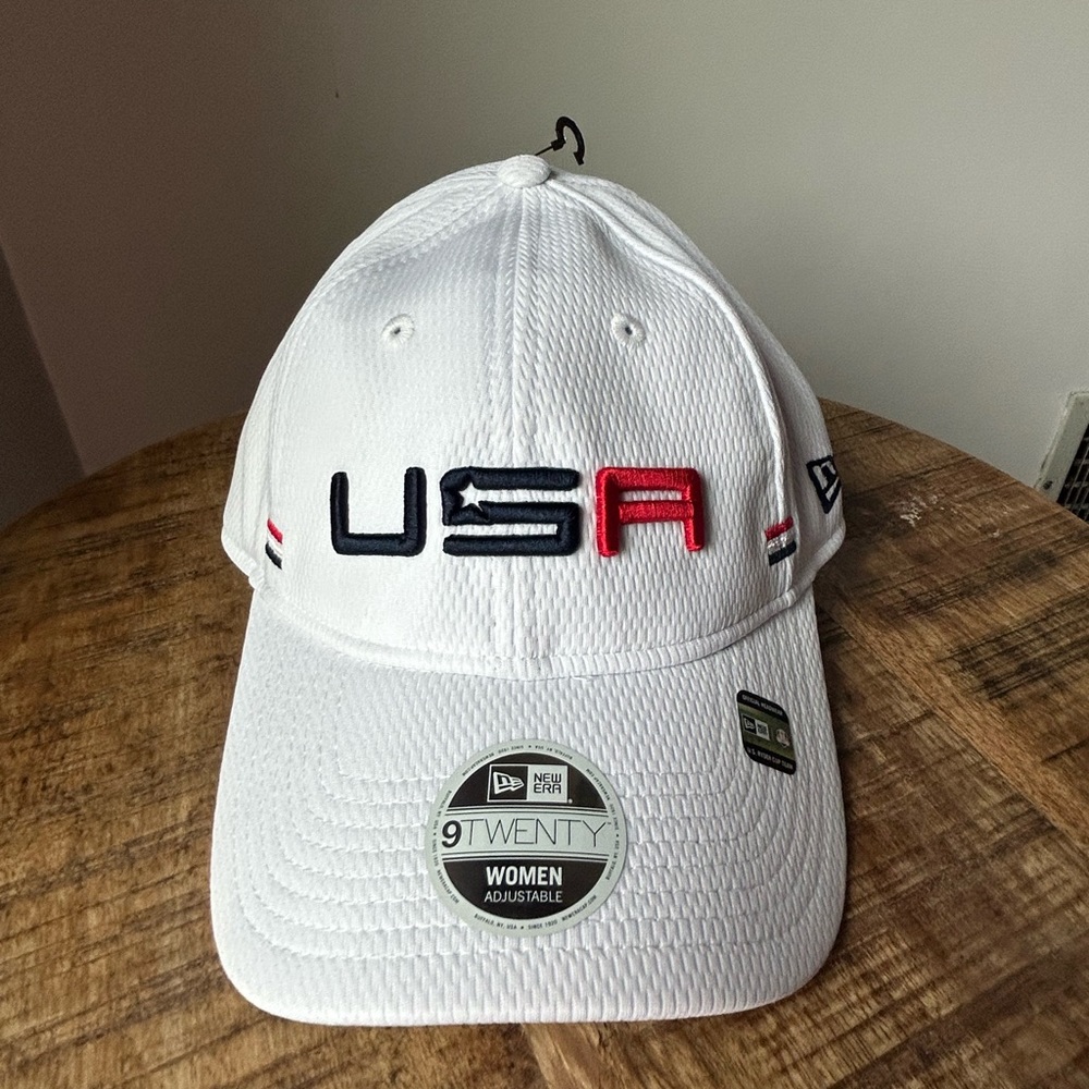 Women’s Golf Hat